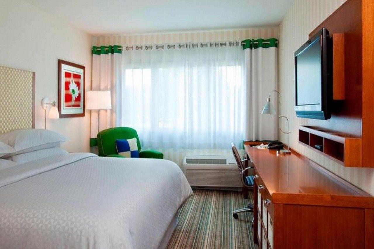 Holiday Inn Express Columbus Airport Easton Exteriér fotografie